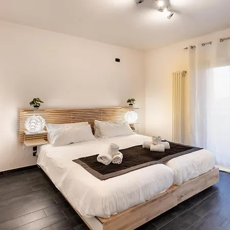公寓 Casa Massima 4 *